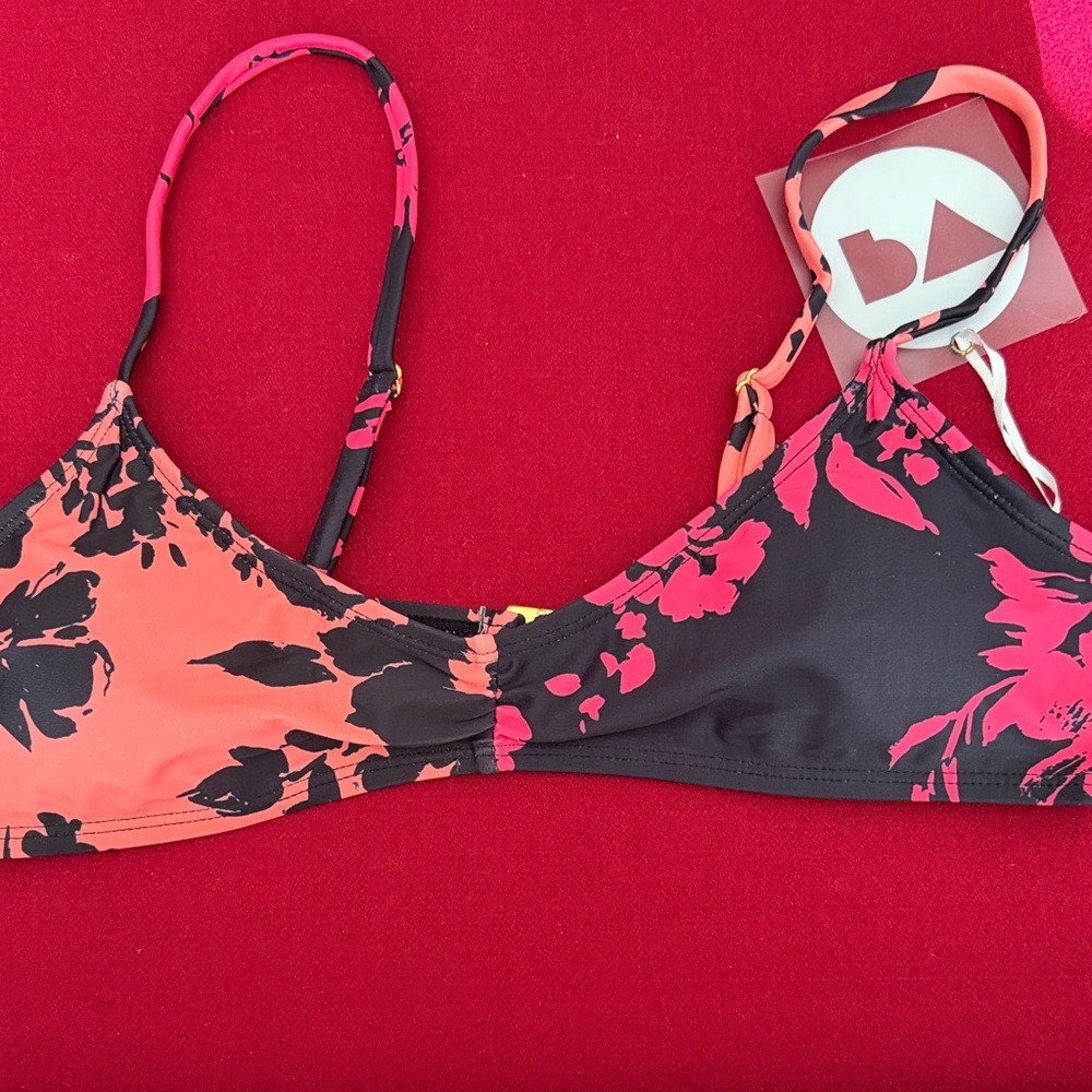 Elegant Floral Bikini Top - Black and Coral